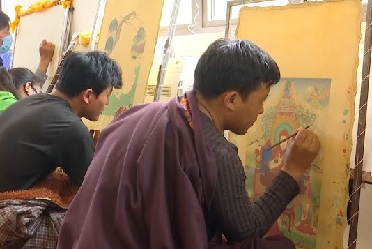 Lịch sử Samten Hills Đà Lạt - Các nghệ nhân tài hoa từ vùng Himalaya đang chế tác các tác phẩm nghệ thuật Phật giáo tại Samten Hills Đà Lạt